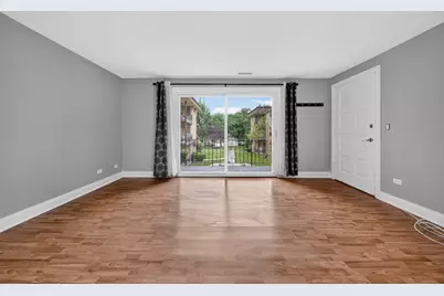 5024 N Austin Avenue #2E, Chicago, IL 60630 - Photo 5