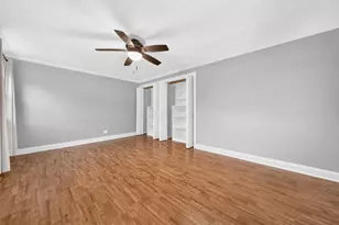 5024 N Austin Ave, Chicago, IL 60630 - Photo 7