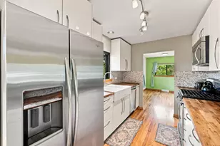 935 Anderson Terrace, Des Plaines, IL 60016 - Photo 7