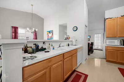 2335 Overlook Court #2335, Naperville, IL 60563 - Photo 5