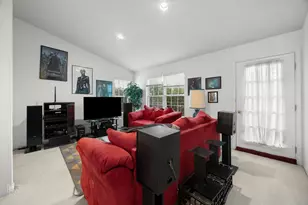 2335 Overlook Ct, Naperville, IL 60563 - Photo 7