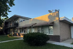 5331 S Kilbourn Ave, Chicago, IL 60632 - Photo 3