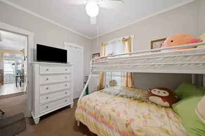 5137 W Oakdale Avenue, Chicago, IL 60641 - Photo 7