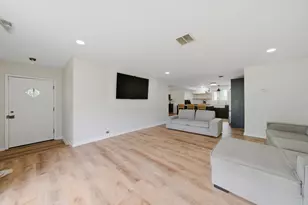 15800 Chappel St, South Holland, IL 60473 - Photo 9