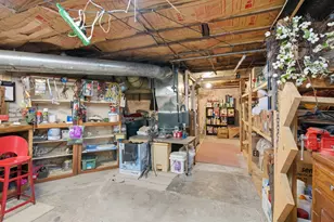719 N Center St, Clifton, IL 61727 - Photo 39