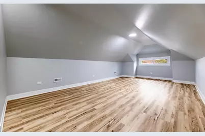 8140 S Elizabeth Street, Chicago, IL 60620 - Photo 17