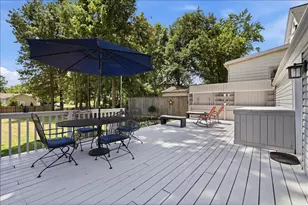 713 E Buchanan St, Bloomington, IL 61701 - Photo 25