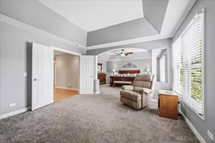 525 N Sycamore Ln, North Aurora, IL 60542 - Photo 29