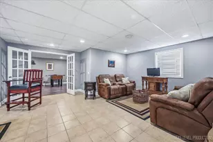 525 N Sycamore Ln, North Aurora, IL 60542 - Photo 35