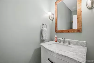 525 N Sycamore Lane, North Aurora, IL 60542 - Photo 13