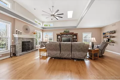 525 N Sycamore Lane, North Aurora, IL 60542 - Photo 15