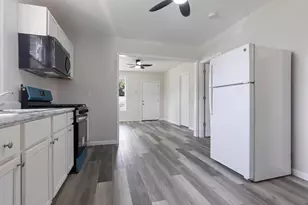 135 S 8th St, South Beloit, IL 61080 - Photo 5