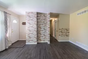 2207 Carmel Blvd, Zion, IL 60099 - Photo 3