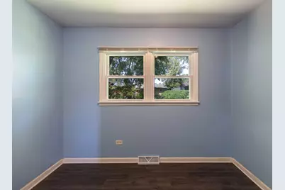2207 Carmel Boulevard, Zion, IL 60099 - Photo 9