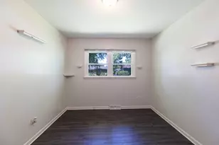 2207 Carmel Blvd, Zion, IL 60099 - Photo 11