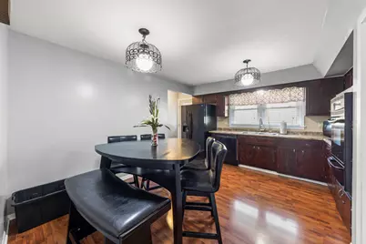 5902 W Maple Avenue, Berkeley, IL 60163 - Photo 5