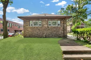 12432 S State St, Chicago, IL 60628 - Photo 1