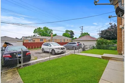 7651 W Addison Street #1W, Chicago, IL 60634 - Photo 9