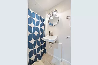 555 N Artesian Avenue #L, Chicago, IL 60612 - Photo 11