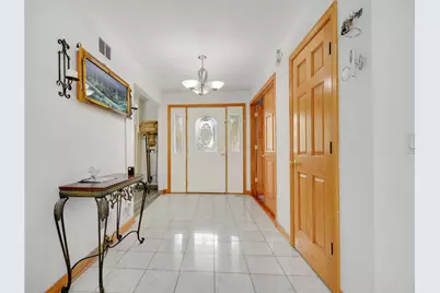 14650 Lamon Avenue, Midlothian, IL 60445 - Photo 3