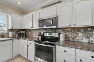 1103 Birkdale Dr, Champaign, IL 61822 - Photo 15