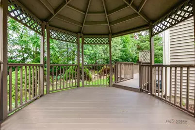 302 E Forest Knoll Drive, Palatine, IL 60074 - Photo 23