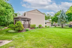 302 E Forest Knoll Dr, Palatine, IL 60074 - Photo 29
