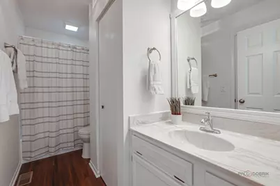 302 E Forest Knoll Drive, Palatine, IL 60074 - Photo 15