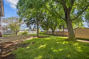 1477 William Clifford Ln, Elk Grove Village, IL 60007 - Photo 33