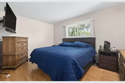 [Address not provided], Roselle, IL 60172 - Photo 13
