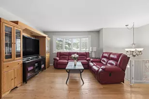 [Address not provided], Roselle, IL 60172 - Photo 7