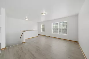 7918 S Greenwood Ave, Chicago, IL 60619 - Photo 5