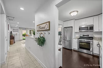 520 E Main Street #1C, Barrington, IL 60010 - Photo 3