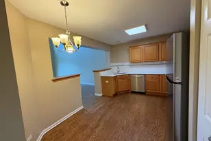 3257 Cool Springs Ct, Naperville, IL 60564 - Photo 5