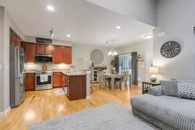 1212 Walnut Glen Drive, Crystal Lake, IL 60014 - Photo 5