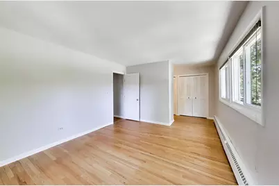 2360 N Westwood Lane, Palatine, IL 60074 - Photo 17