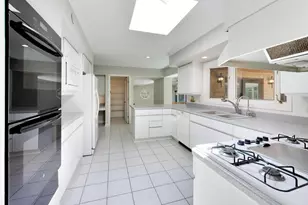 2360 N Westwood Ln, Palatine, IL 60074 - Photo 7