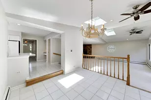 2360 N Westwood Ln, Palatine, IL 60074 - Photo 11