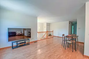 1419 Chippewa Trail, Wheeling, IL 60090 - Photo 7