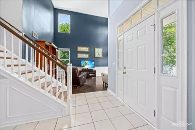 3825 Deville Lane, Saint Charles, IL 60175 - Photo 5