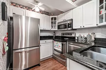 2909 N Sheridan Road #602, Chicago, IL 60657 - Photo 9