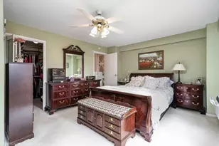 2909 N Sheridan Rd, Chicago, IL 60657 - Photo 15