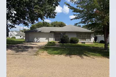 209 S 4th Avenue, Forreston, IL 61030 - Photo 1