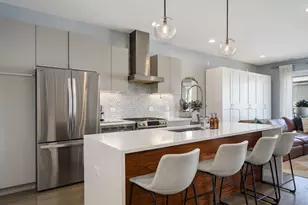 2550 W Fullerton Ave, Chicago, IL 60647 - Photo 5