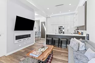1420 W Fulton St, Chicago, IL 60607 - Photo 9