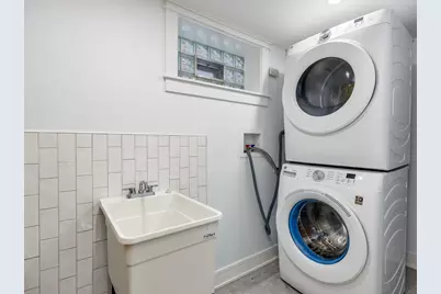 235 W 43rd Street, Chicago, IL 60609 - Photo 13