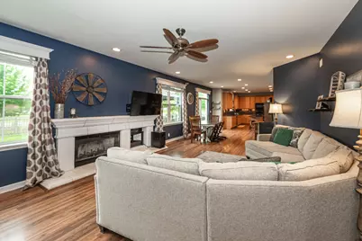 2700 Salt Creek Court, Wauconda, IL 60084 - Photo 35
