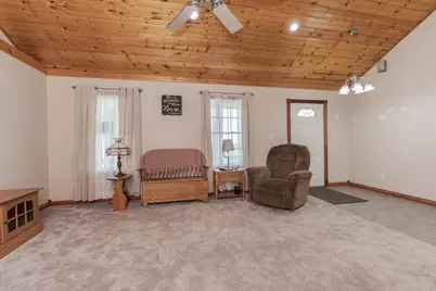 9850 N 300 East Road, Gridley, IL 61744 - Photo 9