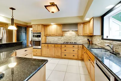 933 Spindletree Avenue, Naperville, IL 60565 - Photo 7