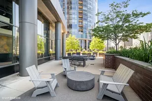 450 E Waterside Dr, Chicago, IL 60601 - Photo 33